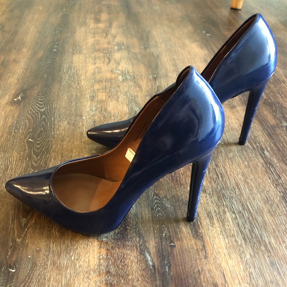 Mossimo pumps